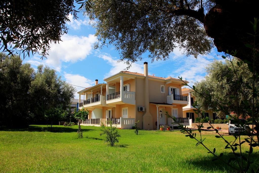 Апартаменти Arodo Lefkada City Екстер'єр фото